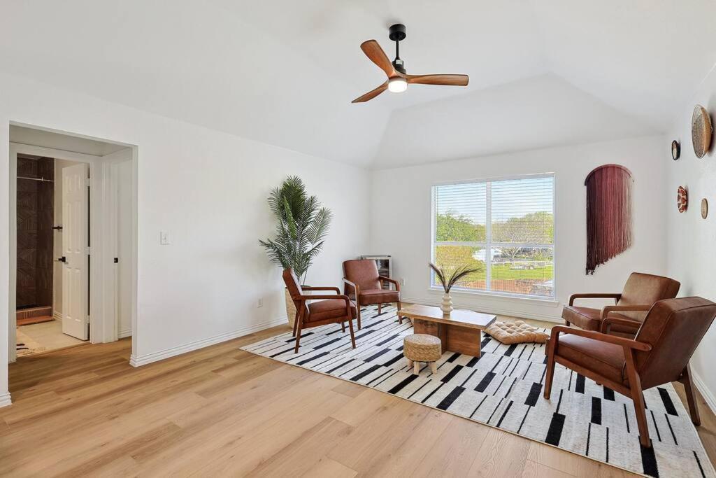 Вилла Wellness Oasis 5Br W Pool + Huge Yard + Fire Pit Sachse Экстерьер фото